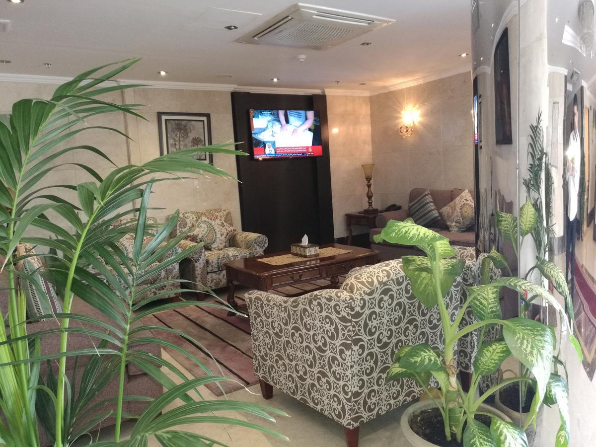 Al Ezzah Palace Hotel Suites Джеда Екстериор снимка